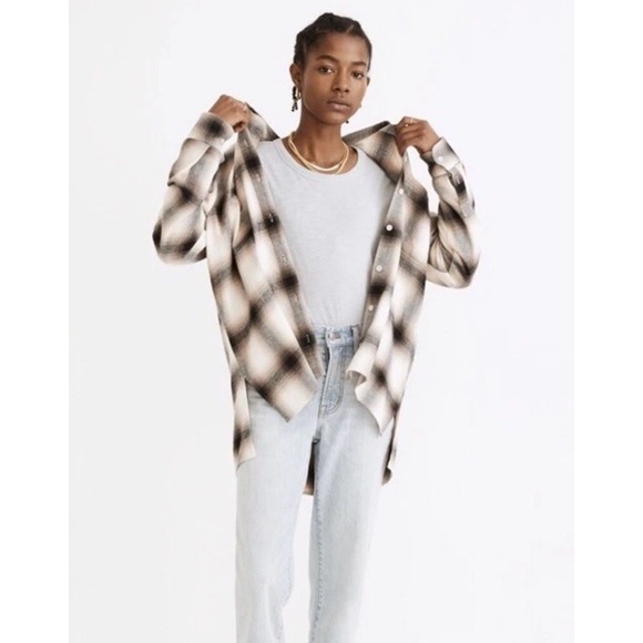 Madewell Flannel Oversized Ex-Boyfriend Shirt in Robson Plaid Women's Size S - Picture 2 of 9